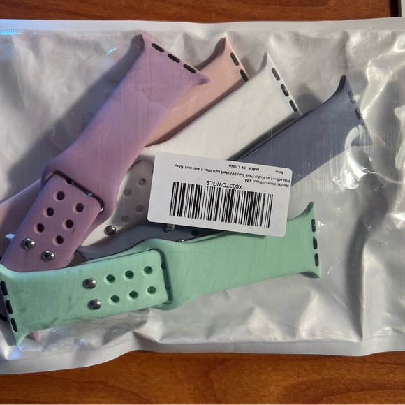 UNUSED Apple Watch Bands - Picture 2 of 2